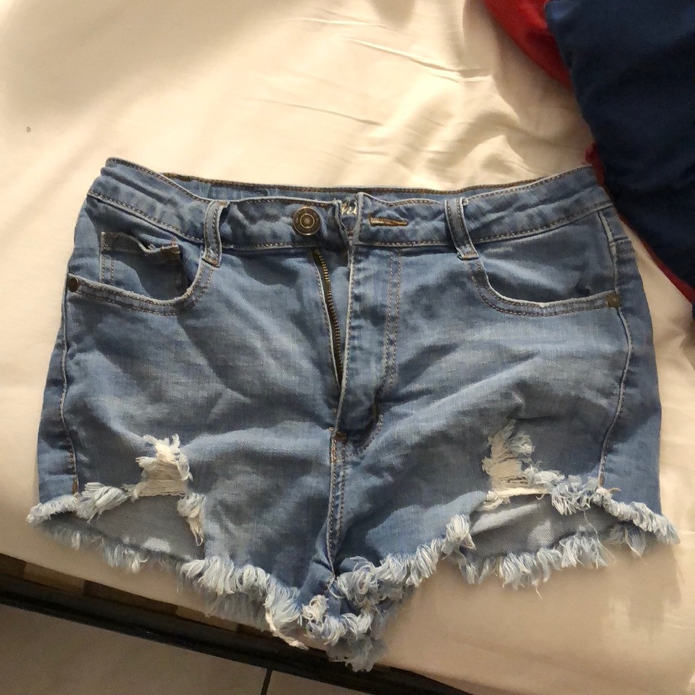 Jean short shorts